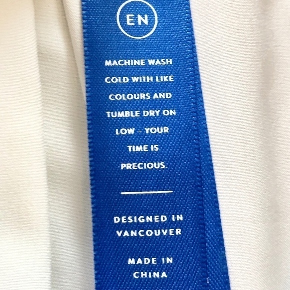 KIT AND ACE, Moto style, Crop Jacket, Heather Grey, Size 8, Very Nice Condition - Picture 14 of 14